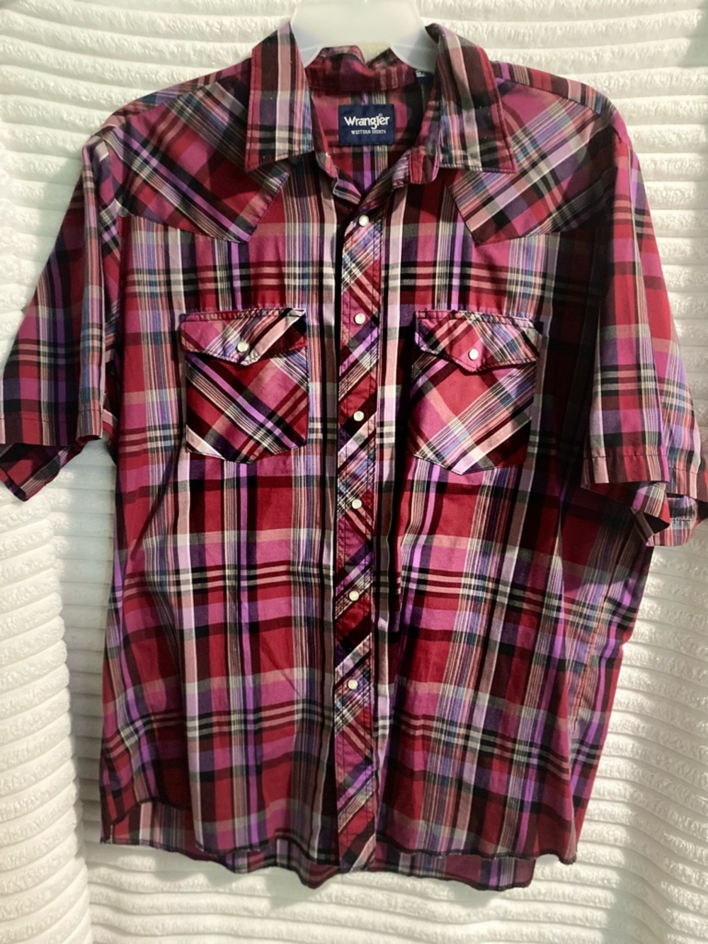 Wrangler Men's Red and Black Plaid Casual Shirt